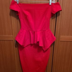 bebe.  Women's off shoulder dress